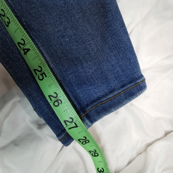 Zara High Waisted Jeans - Picture 8 of 10